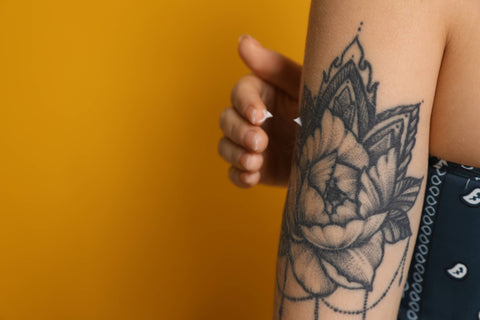 3 Ways Red Light Therapy is Perfect for Healing New Tattoos